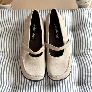 Vintage 90’s Relativity Taupe Tan Suede Strappy Sporty Maryjanes Size 6.5